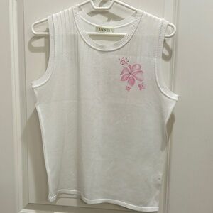 White Sleeveless Women' Top with Pink Floral Design (SizeM)
